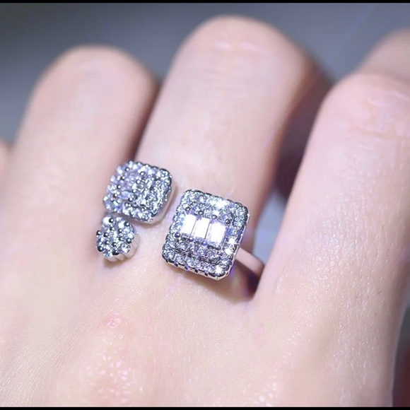 CZ Crystal Adjustable Ring - Picture 3 of 3